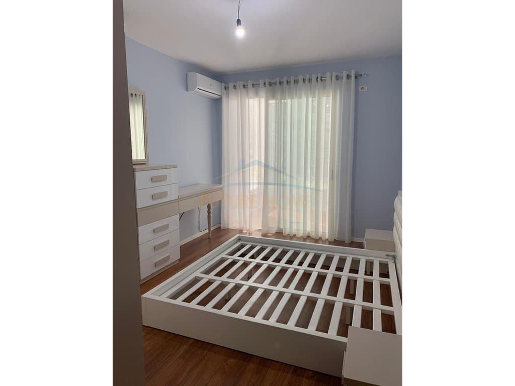 Shitet, Apartament 1+1, Kopshti Zoologjik, Tirane 5