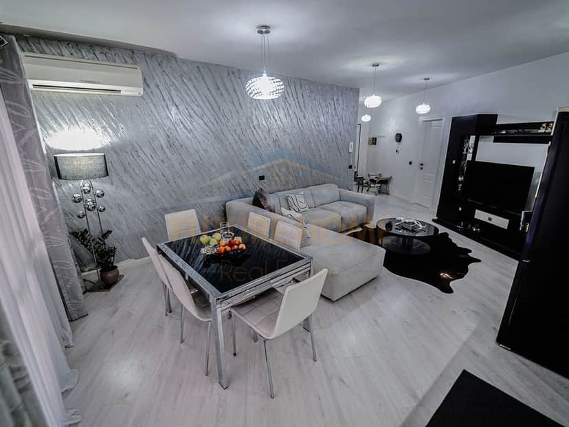 Shitet, Apartament 3+1+2, Unaza e Re, Tiranë 1