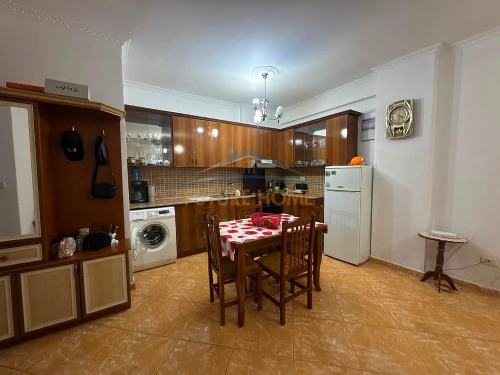 Shitet, Apartament 1+1, Unaza e Re, Tiranë 3