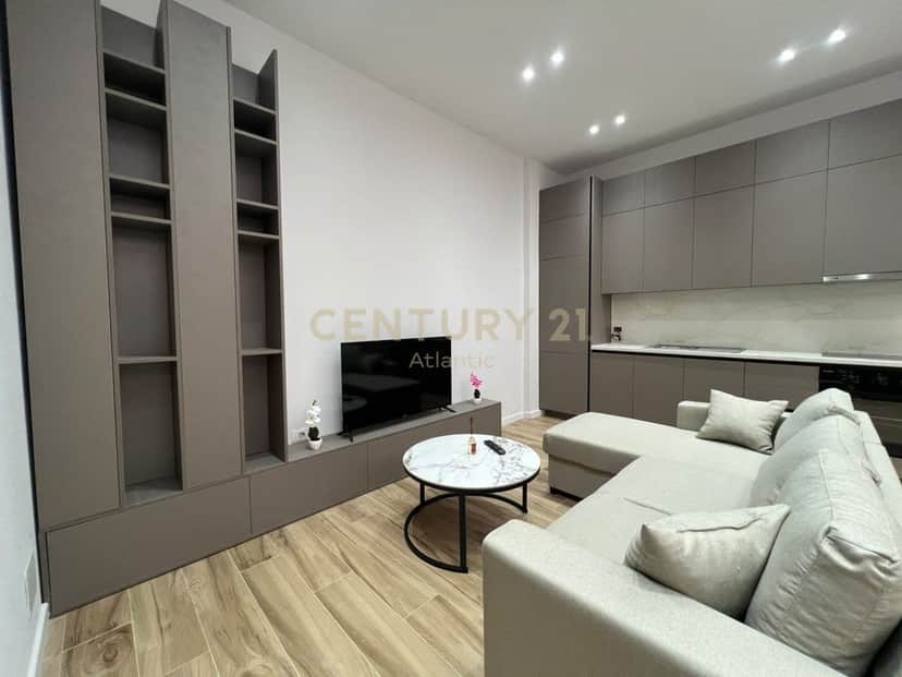 APARTAMENT 1+1 NË SHITJE – PLAZH, HEKURUDHA 1