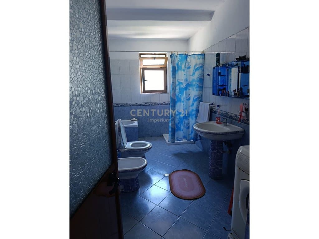 Apartament 3+1 për Shitje në Misto Mame 168,000 € 4