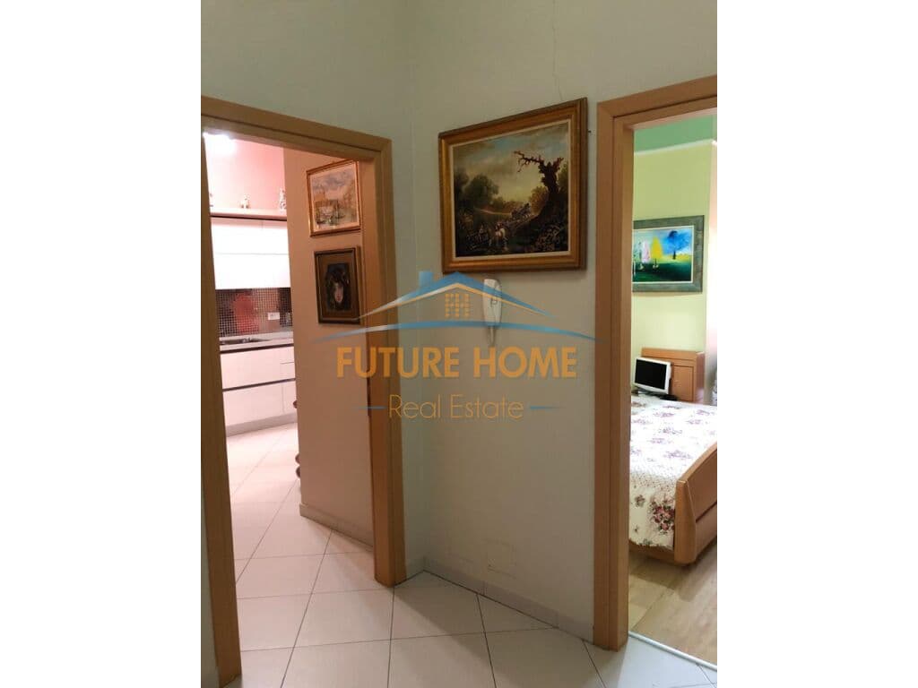 Shitet, Njësi e Adoptuar në Apartament 1+1, Rruga e Bogdanëve, Tiranë. 3