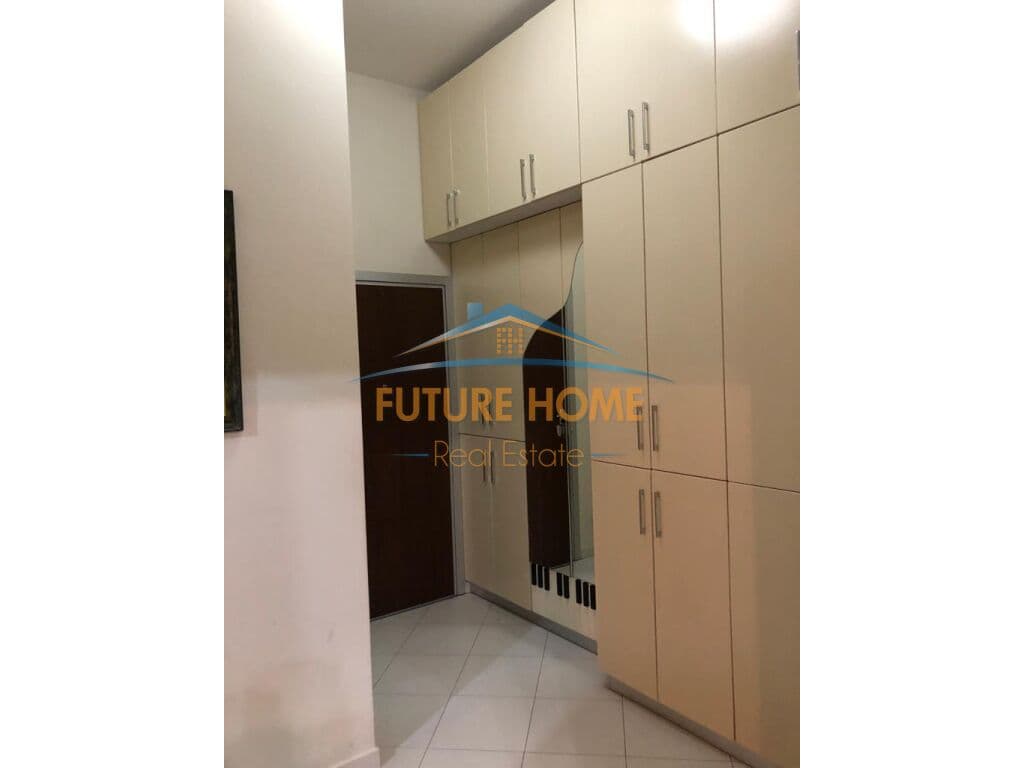 Shitet, Njësi e Adoptuar në Apartament 1+1, Rruga e Bogdanëve, Tiranë. 5