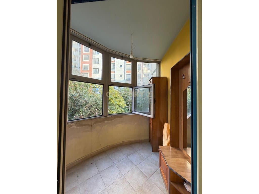 Shitet apartament 2+1+2 tualete prane Rruges Kosovarve! 285,000 € 5