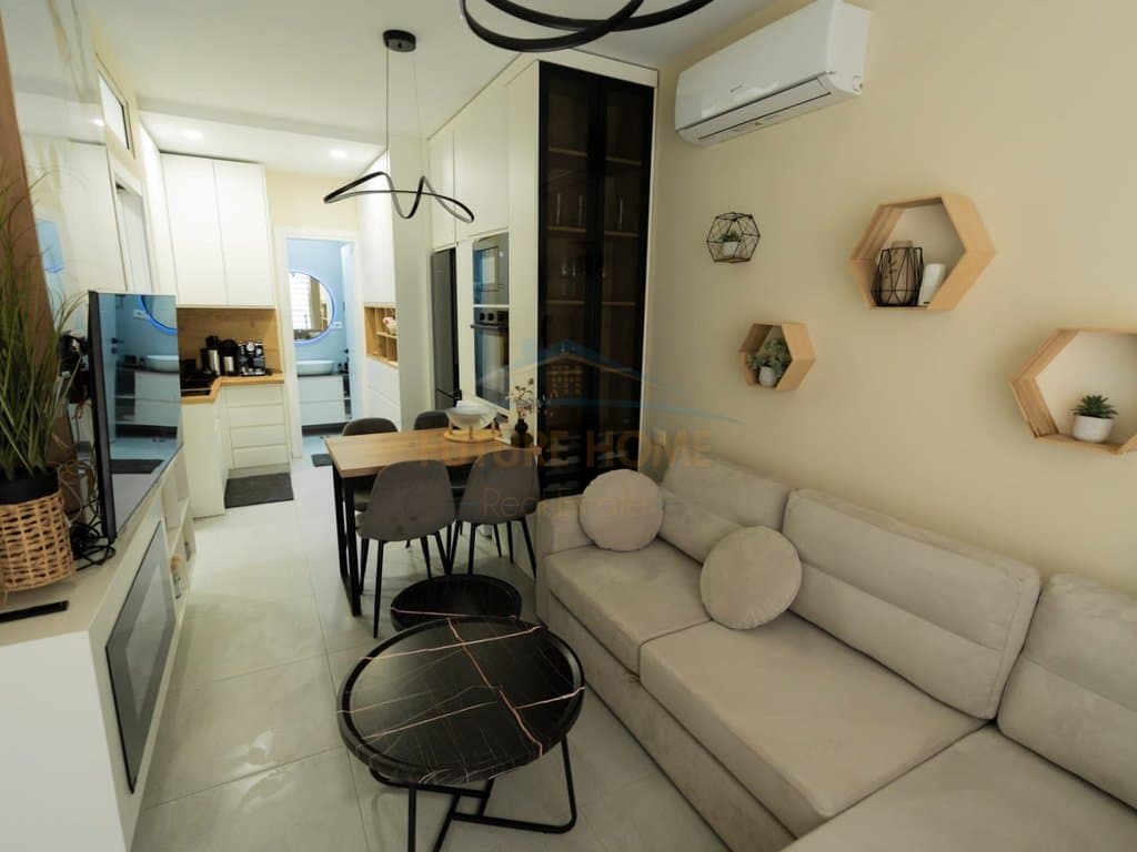Shitje, Apartament 2+1+Post Parkimi , Kompleksi Sofo Duni , Dhermi 2