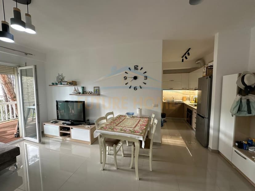 Shitet, Apartament 2+1, Lura 3, Gjiri i Lalzit. 1