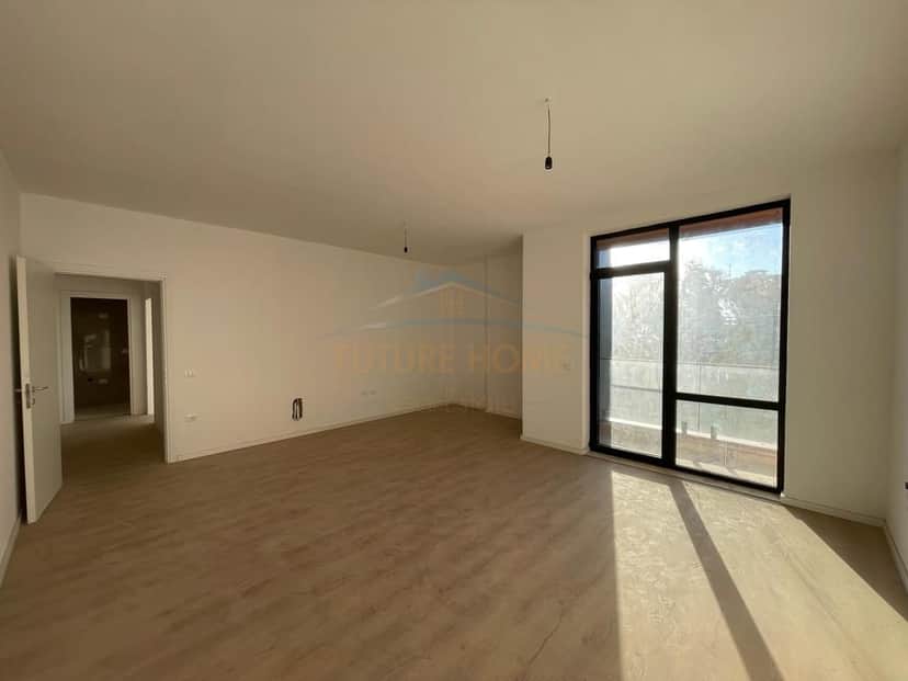 Shitet, Apartament 1+1, Platinum Residence, Bulevardi i Ri, Tiranë 1