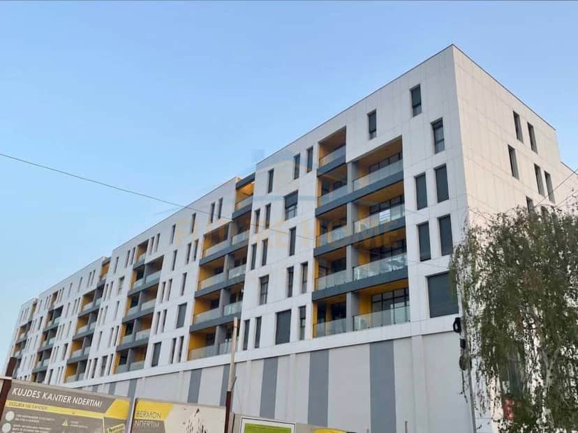 Shitet, Apartament 2+1+2, Bulevardi i Ri, Tirane