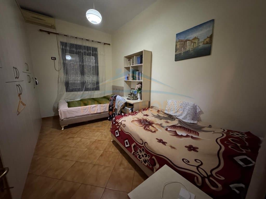 Qera, Apartament 2+1+2, Myslym Shyri, Tiranë 4