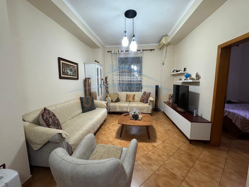 Qera, Apartament 2+1+2, Myslym Shyri, Tiranë 1