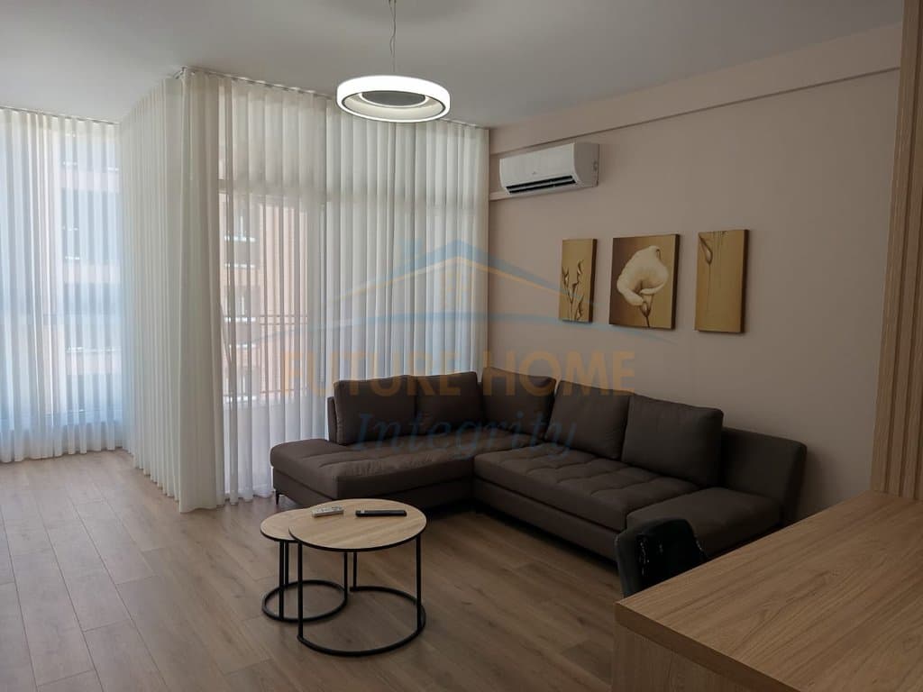 Qera, Apartament 2+1+2+Post Parkimi, Rruga Jordan Misja, Tiranë. 2