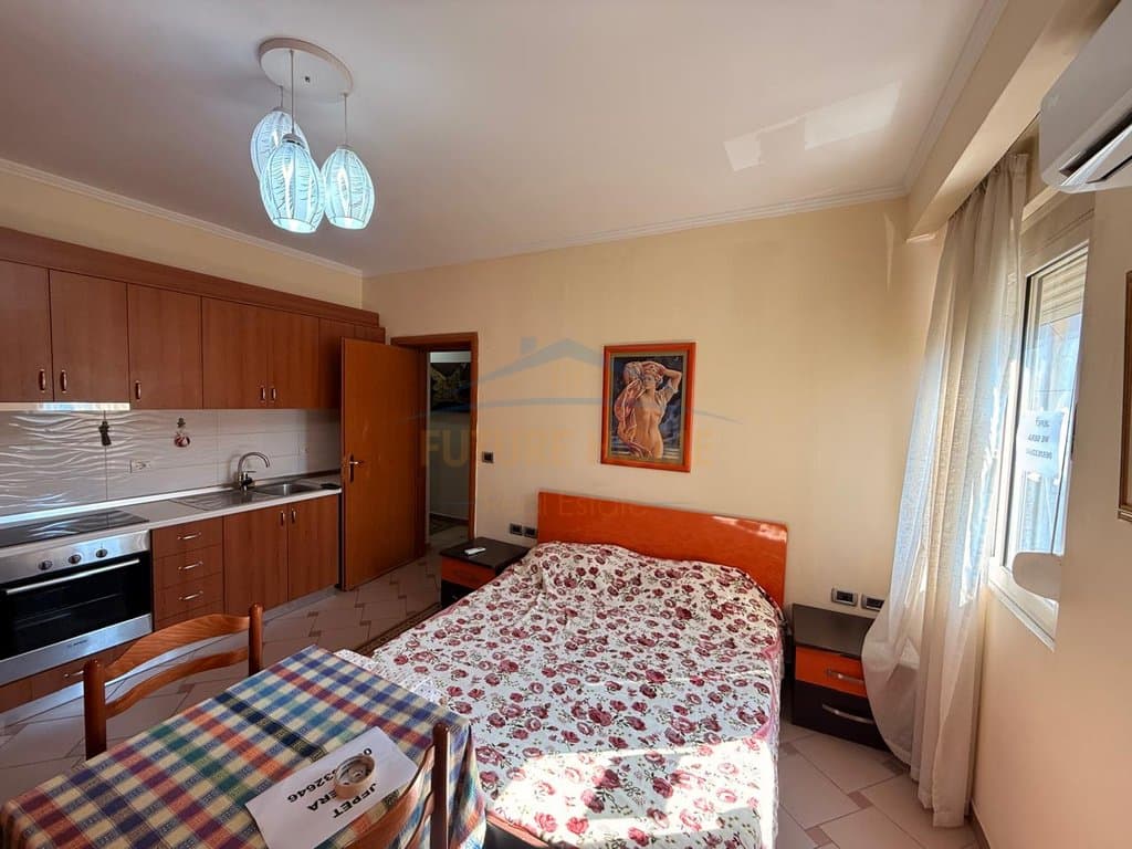 Qera, Garsoniere, Rruga e Durrësit, Tiranë. 4
