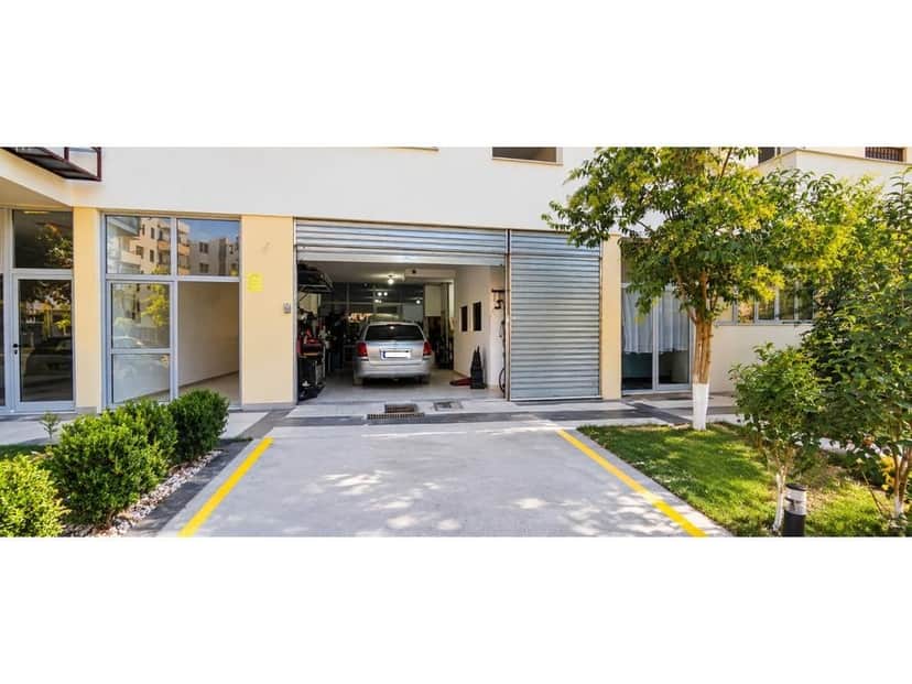 SHITET DYQAN / AMBIENT BIZNESI NË FRESK – 130 m²/ 150.000 EURO 1