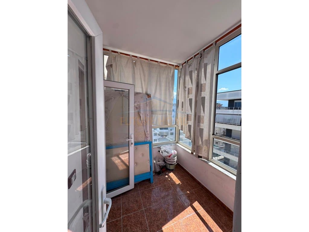 Shitet Apartament 2+1, Astir 4