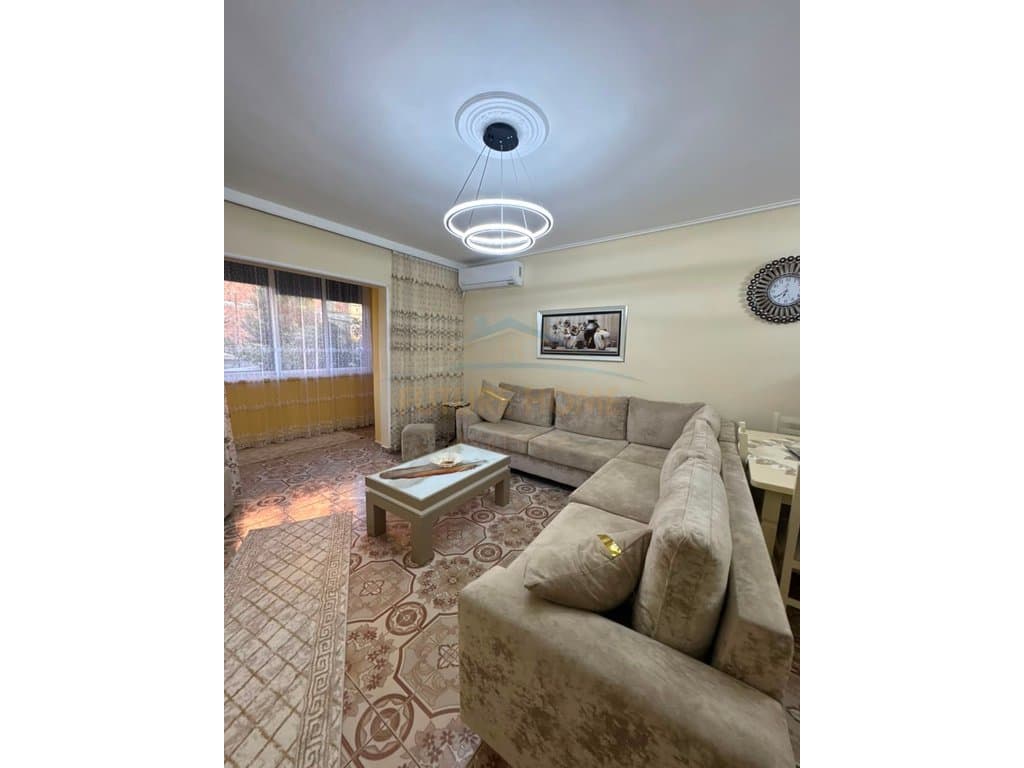 Qera, Apartament 2+1, Rruga Asim Vokshi