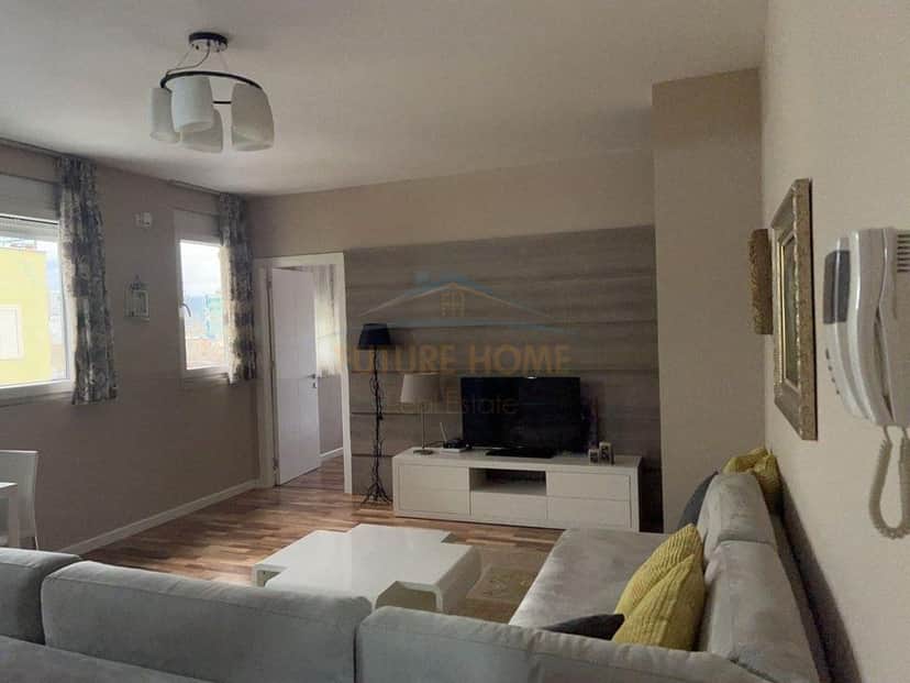 Qera, Apartament 1+1, Rruga Myslym Shyri, Tirane