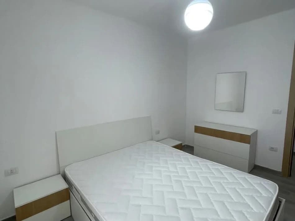 JEPET APARTAMENT ME QERA 3+1, 5 MAJI 3