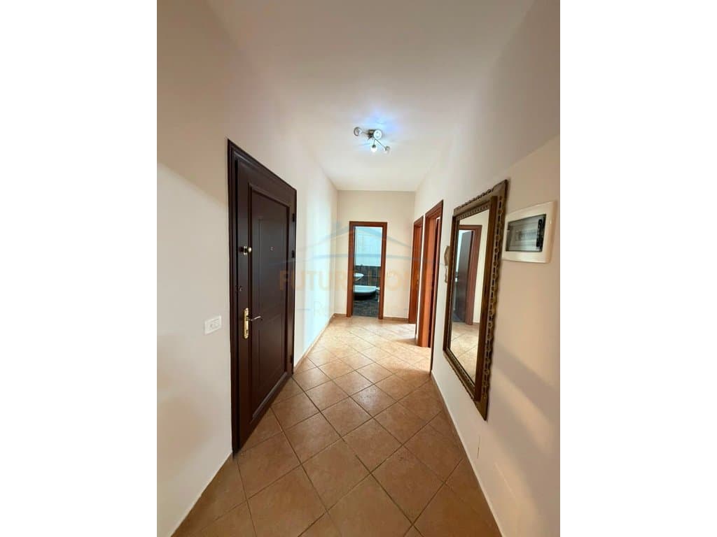 Shitet, Apartament 2+1, Misto Mame, Tirane. 4