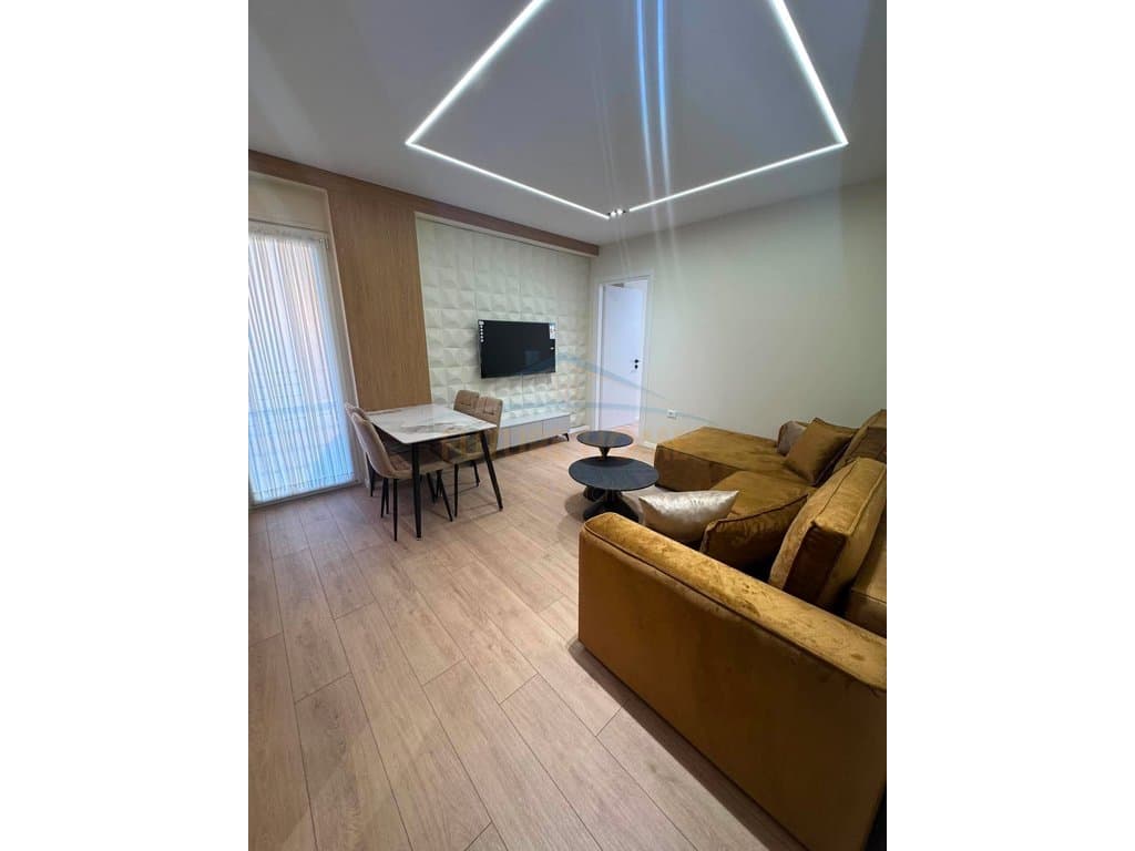 Shitet, Apartament 1+1, Misto Mame UNA73545 3
