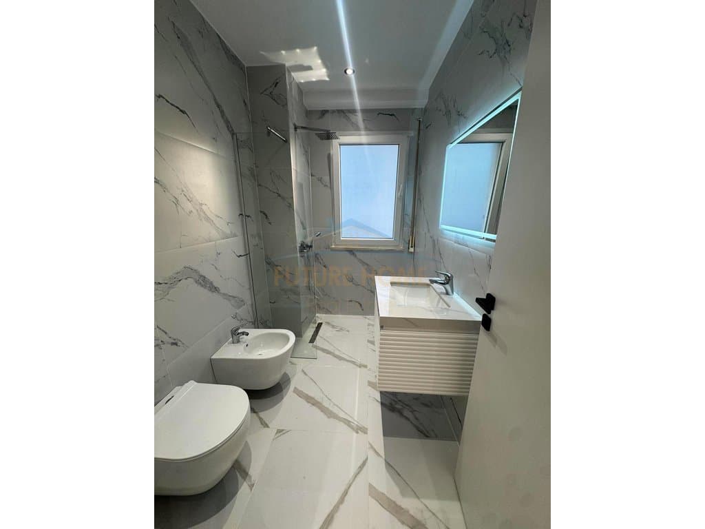 Shitet, Apartament 1+1, Misto Mame UNA73545 2