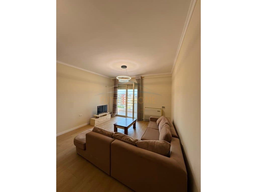 Shitet,Apartament 2+1+2,Prane Restorant Freskut 2