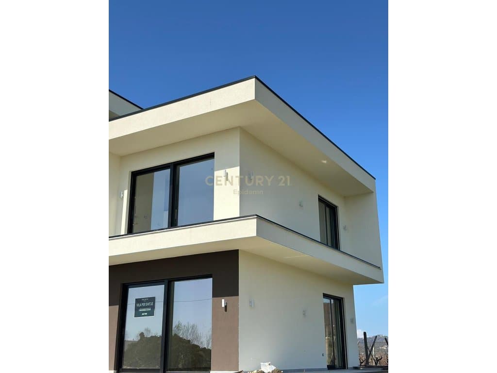 EKSLUZIVE! SHITET VILE INDIVIDUALE ME PISHINE NE GJIRIN E LALZIT! 340.000€ 4