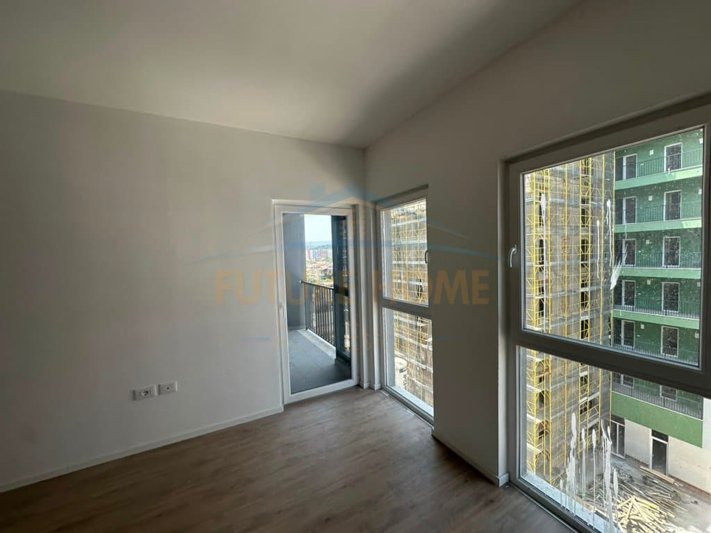 Shitet, Apartament 1+1, Tirana Entry 2, Tiranë. 3