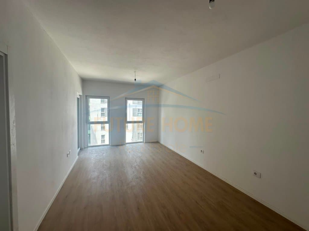 Shitet, Apartament 1+1, Tirana Entry 2, Tiranë. 2