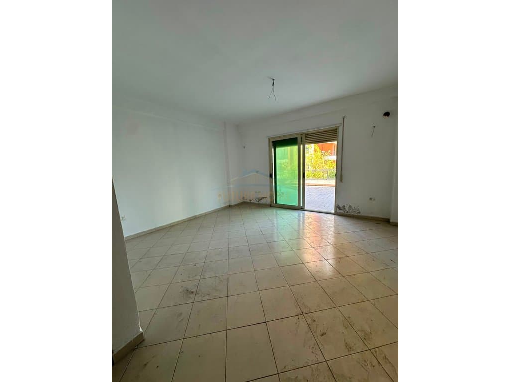Shitet, Apartament 2+1+Verande, Green Tower Residence, Vlore 2