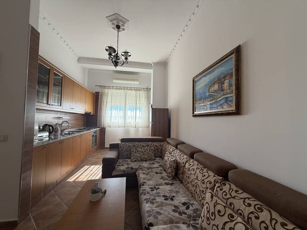 Qera, Apartament 1+1, Blloku i Ambasadave, Tirane 2