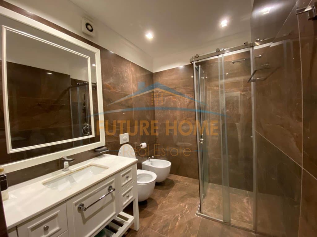 Apartament 2+1+2 për qira tek Ambasador 3. 2