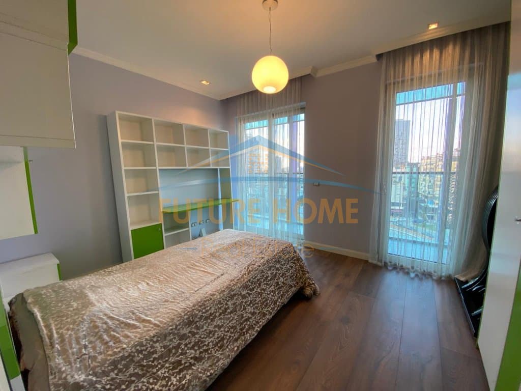 Apartament 2+1+2 për qira tek Ambasador 3. 5