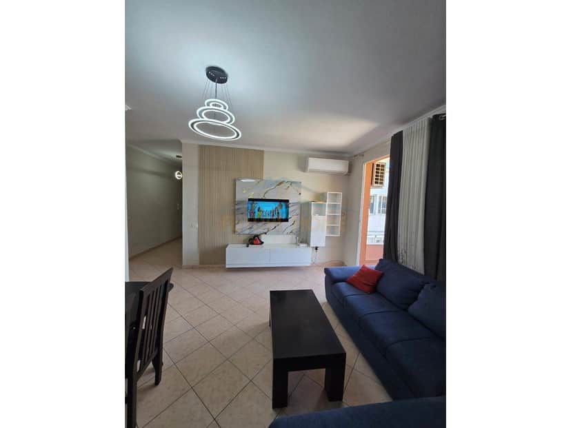 Shitet, Apartament 2+1, Unaza e Re 1