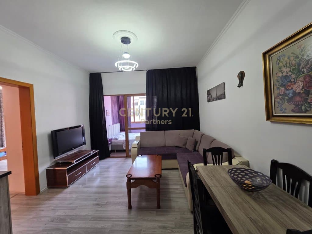 Apartament 2+1 Në Shitje në Kombinat, - 115,000€ | 72 m² 115,000 € 2