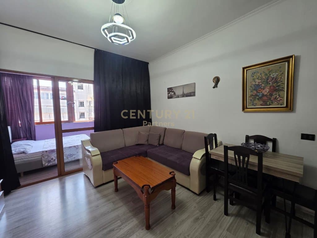 Apartament 2+1 Në Shitje në Kombinat, - 115,000€ | 72 m² 115,000 € 3