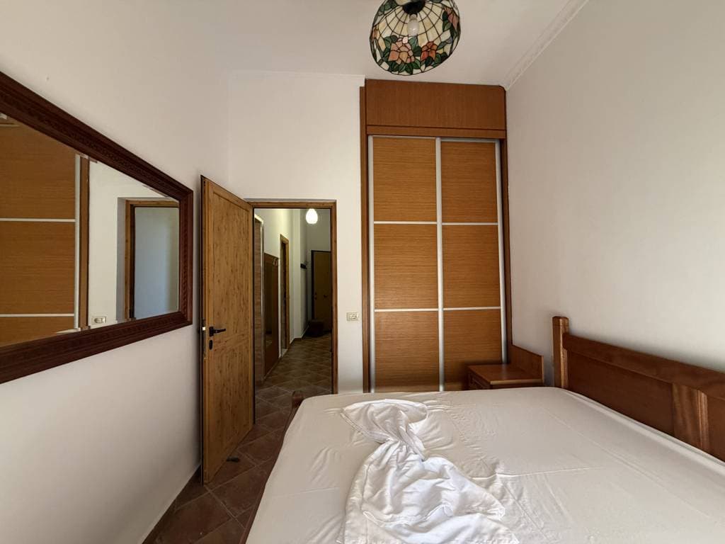 Qera, Apartament 1+1, Blloku i Ambasadave, Tirane 5