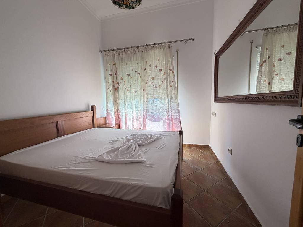 Qera, Apartament 1+1, Blloku i Ambasadave, Tirane 4