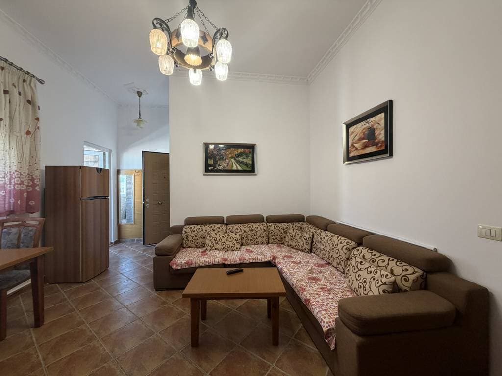 Qera, Apartament 1+1, Blloku i Ambasadave, Tirane 2
