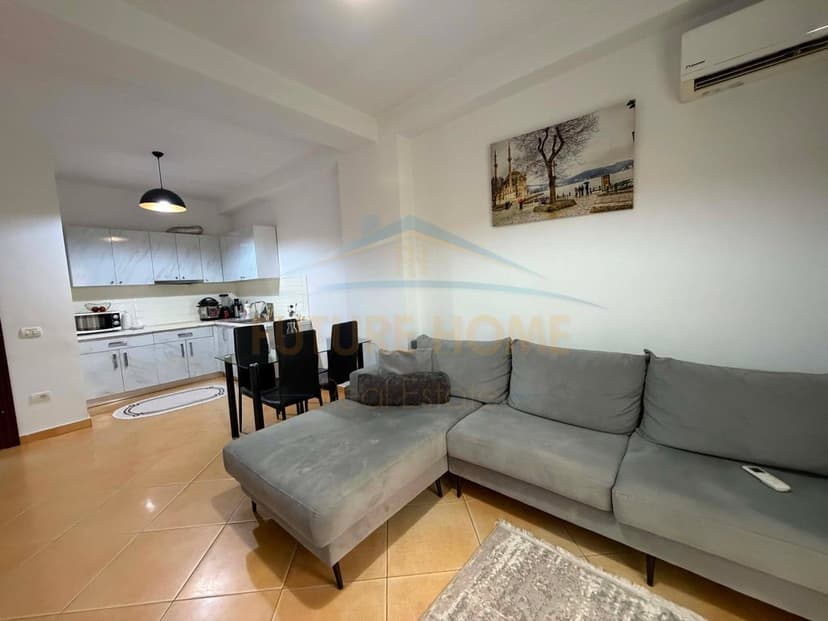 Shitet, Apartament 2+1 + Post Parkimi, Unaza e Re 1
