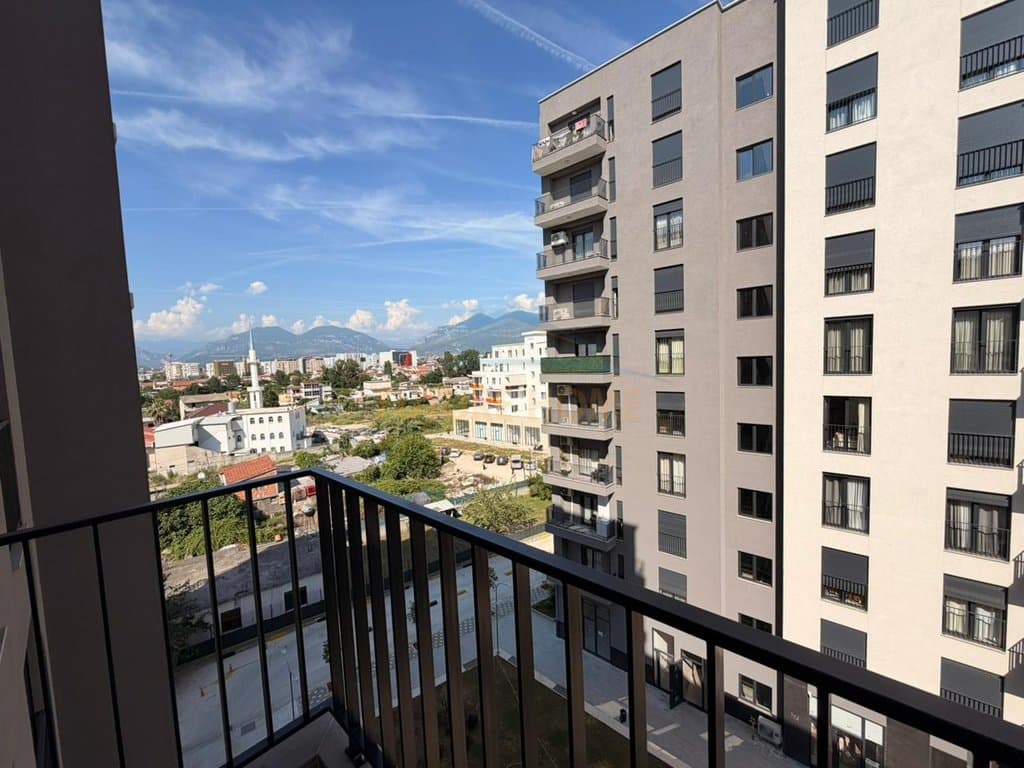 Shitet, Apartament 2+1, Kompleksi Jolla, Unaza e Re 2