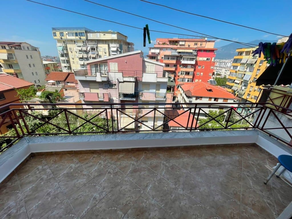 Shitet, Apartament 1+1, Kodra e Diellit, Tirane . Empire71913 2