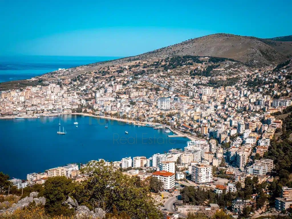 Shitet,Toke ne Sarande 1