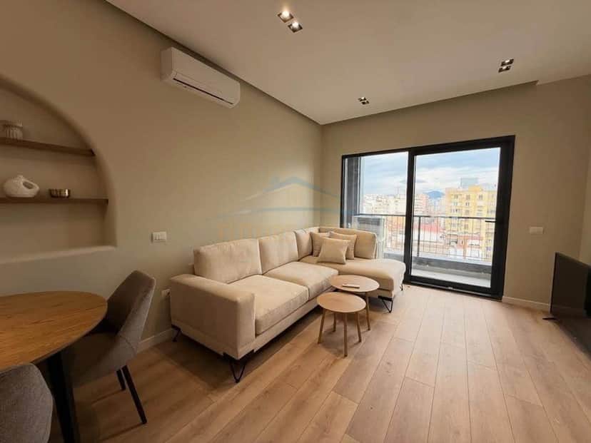 Shitet Apartament 1+1, Ndertim i 2025, Rruga e Barrikadave 1