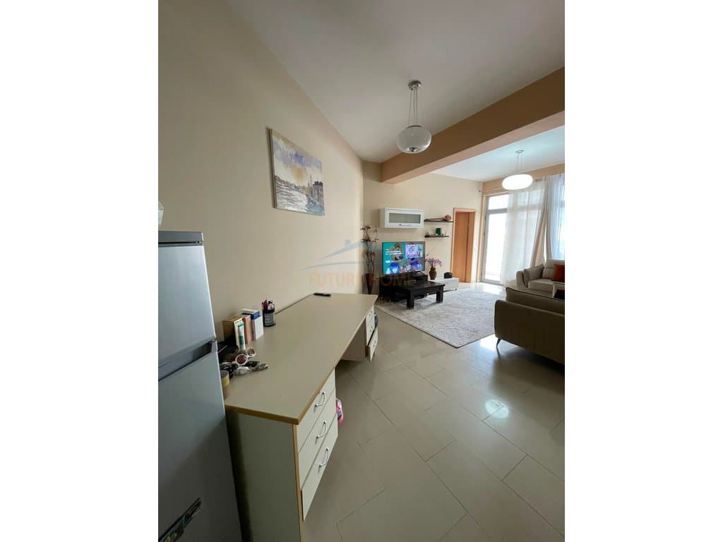 Qira, Apartament 2+1, Rruga e Kavajës, Tiranë. 4