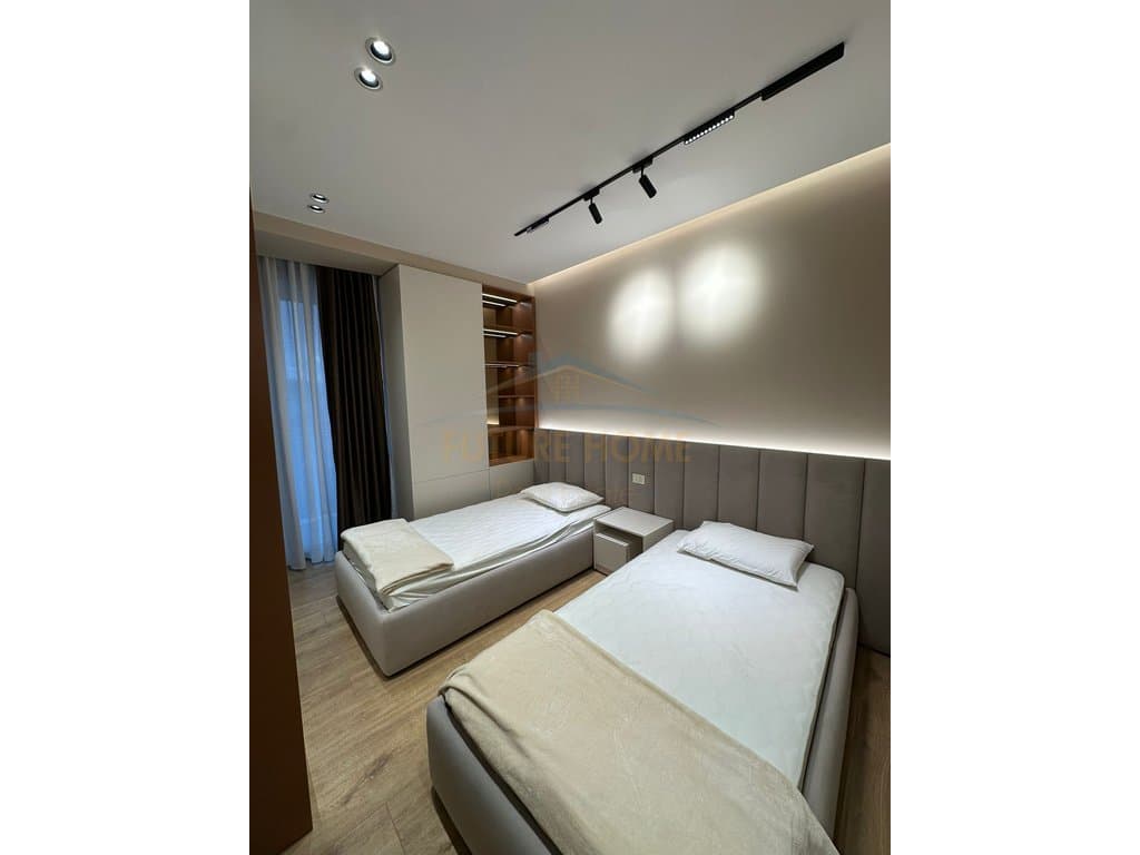 Shitet Apartament 2+1, Golden Tower, Rruga Mine Peza 1