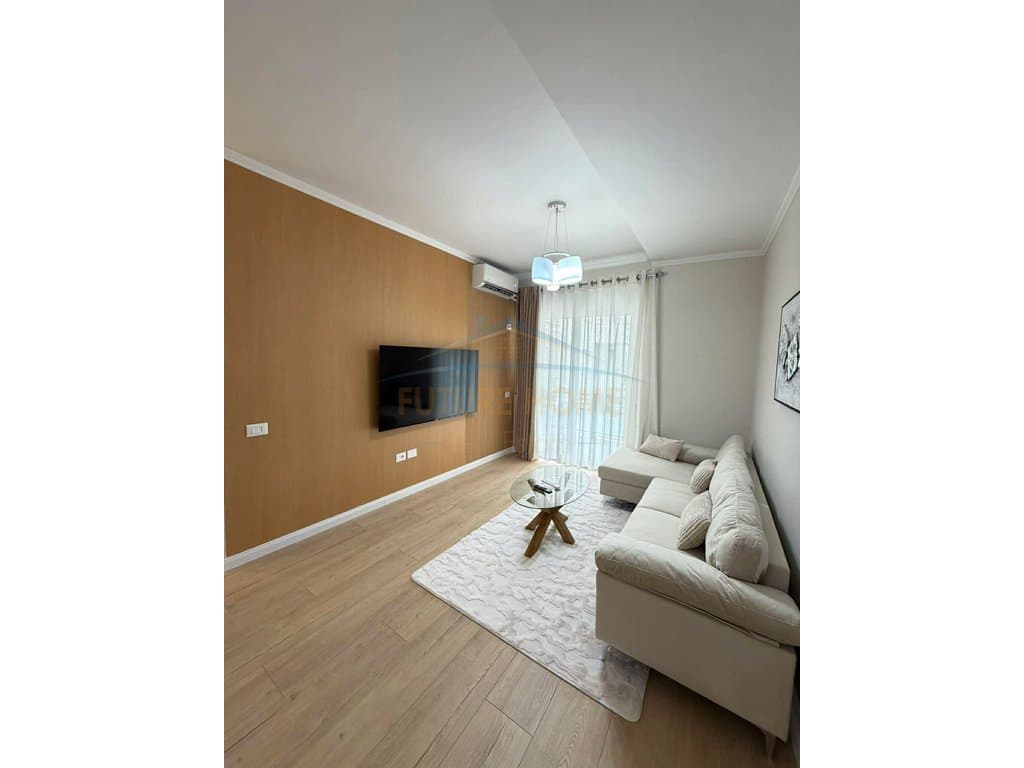 Shitet, Apartament 1+1, Golden Park 3, Rruga e Kavajës 2