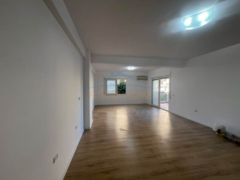 Shitet, Apartament 2+1+2, Nenkalimi i Kodres se Diellit, Tiranë. 1