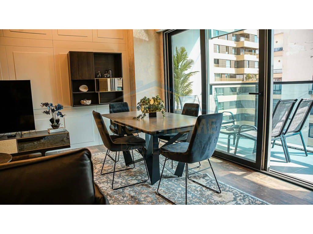 Shitet, Apartament 2+1+2, Ambasador 3, Tiranë 5