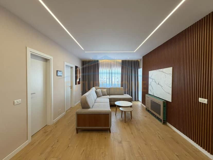 Shitet, Apartament 2+1, Misto Mame 1