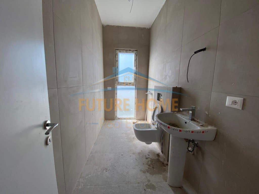 Shitet Apartament 1+1 Astir 5